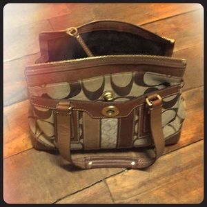 Coach bag/purse